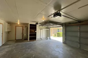 1341 Castle Ridge Rd, Fort Worth, TX 76140 - Photo 16