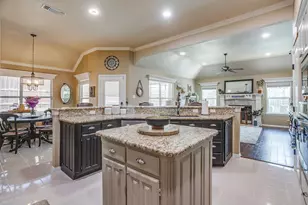 909 Overton Dr, Weatherford, TX 76086 - Photo 8