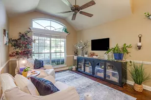 909 Overton Dr, Weatherford, TX 76086 - Photo 4