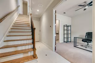 425 S Cesar Chavez Blvd, Dallas, TX 75201 - Photo 2