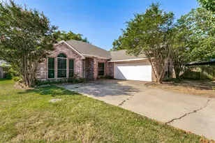 5312 Paulie Dr, Denton, TX 76208 - Photo 2