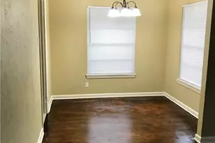 932 Harlandale Ave, Dallas, TX 75216 - Photo 4