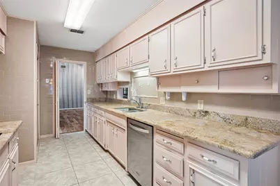 1204 Springwood Court, Euless, TX 76040 - Photo 14