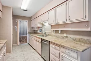 1204 Springwood Ct, Euless, TX 76040 - Photo 14
