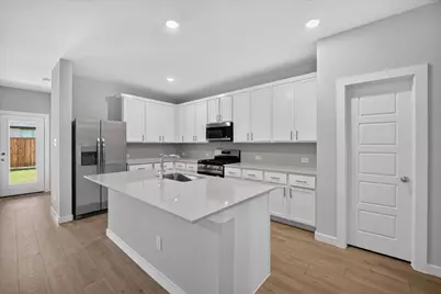 709 Summerberry Drive, McKinney, TX 75071 - Photo 4