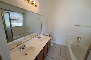 12933 Honey Locust Cir, Fort Worth, TX 76040 - Photo 16