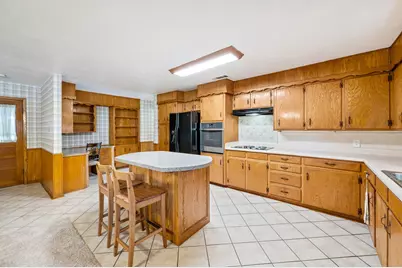 [Address not provided], Hurst, TX 76053 - Photo 6