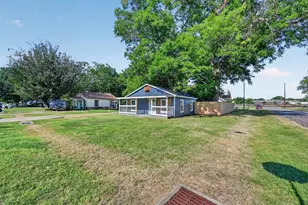 141 N Dobson St, Burleson, TX 76028 - Photo 1