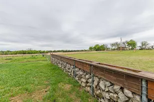 4886 County Rd 1037, Celeste, TX 75426 - Photo 26
