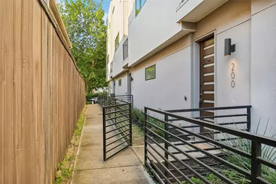 5914 Lindell Avenue #200, Dallas, TX 75206 - Photo 4