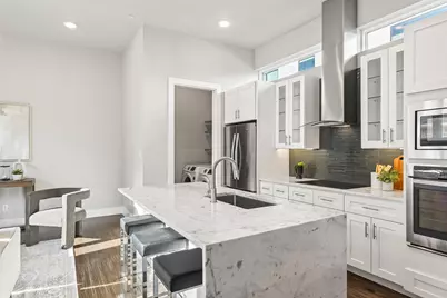 5914 Lindell Avenue #200, Dallas, TX 75206 - Photo 16