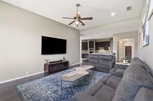 908 Chapel Dr, Denton, TX 76205 - Photo 8
