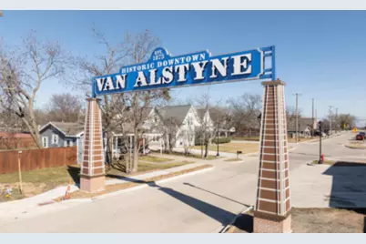 738 Wayne Avenue, Van Alstyne, TX 75495 - Photo 24