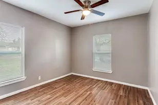 4309 Patricia St, Haltom City, TX 76117 - Photo 10