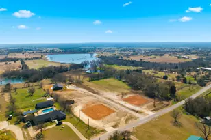 2303 Pilgrim Ln, Lorena, TX 76655 - Photo 36