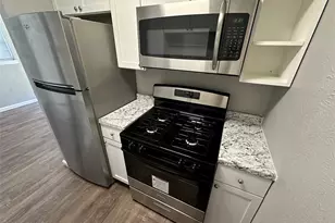 907 S Mesquite St, Arlington, TX 76010 - Photo 6