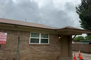 907 S Mesquite St, Arlington, TX 76010 - Photo 1