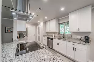 3311 Somerset Dr, Arlington, TX 76013 - Photo 14