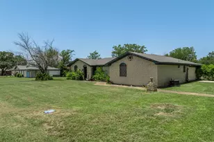 195 Amy Joy Dr, China Spring, TX 76633 - Photo 22