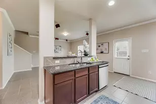 11801 Summer Springs Dr, Frisco, TX 75036 - Photo 12