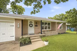 1413 N Wharton St, Sherman, TX 75092 - Photo 2