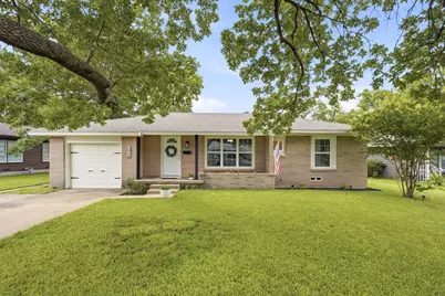 1413 N Wharton Street, Sherman, TX 75092 - Photo 1