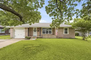 1413 N Wharton St, Sherman, TX 75092 - Photo 1