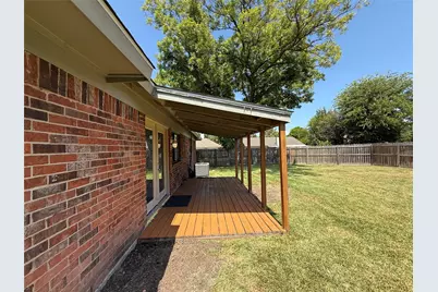 1434 Lavendale Lane, Garland, TX 75040 - Photo 14