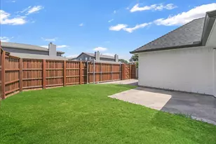 3173 Riverside Dr, Carrollton, TX 75007 - Photo 28