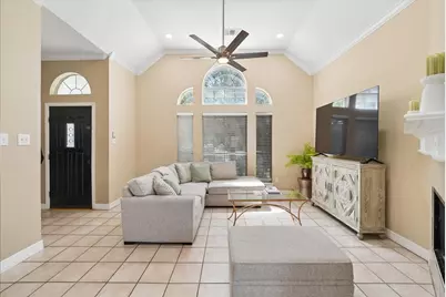 3173 Riverside Drive, Carrollton, TX 75007 - Photo 4