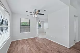 1401 Spanish Oak Dr, Granbury, TX 76048 - Photo 8