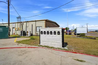 742 Dalworth Drive #200, Mesquite, TX 75149 - Photo 8