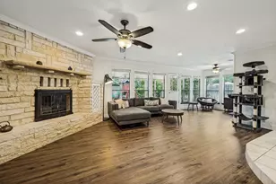 3410 Sheridan Ct, Arlington, TX 76017 - Photo 4