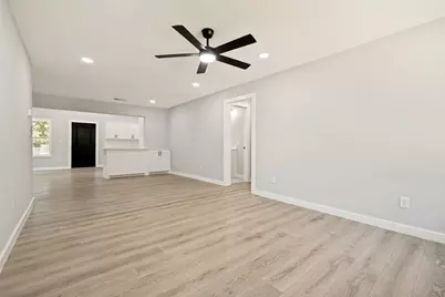 3027 Morgan Drive, Dallas, TX 75241 - Photo 4