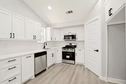 3027 Morgan Drive, Dallas, TX 75241 - Photo 10