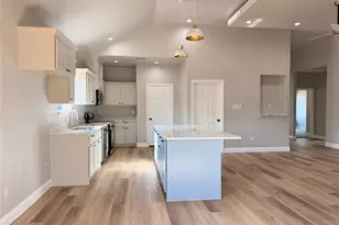 2212 Polk St, Greenville, TX 75401 - Photo 10