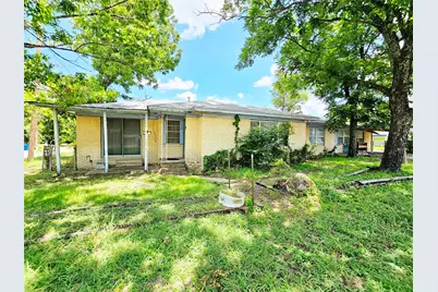 310 W Milam Street, Mexia, TX 76667 - Photo 1