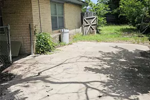310 W Milam St, Mexia, TX 76667 - Photo 24