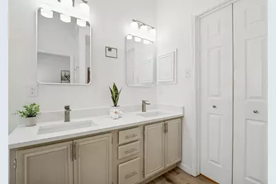 4033 Brazos Drive, Carrollton, TX 75007 - Photo 16