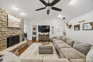 2814 Greenbrook Dr, Arlington, TX 76016 - Photo 10