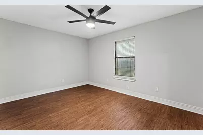 1405 Speight Avenue #1, Waco, TX 76706 - Photo 12