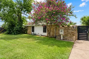 1405 Speight Ave, Waco, TX 76706 - Photo 26
