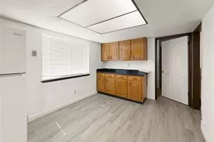 7717 Acapulco Rd, Fort Worth, TX 76112 - Photo 16