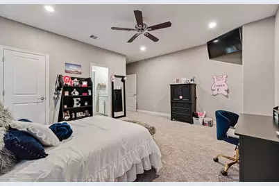18307 Frankford Lakes Circle, Dallas, TX 75252 - Photo 12