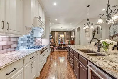 18307 Frankford Lakes Circle, Dallas, TX 75252 - Photo 10
