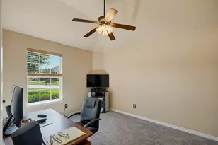 1221 Eagle Lake Dr, Azle, TX 76020 - Photo 20