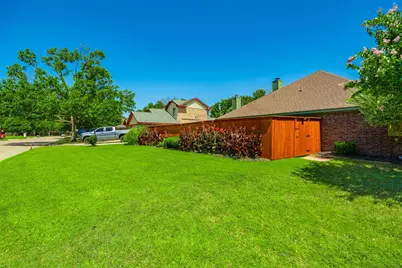 1221 Eagle Lake Drive, Azle, TX 76020 - Photo 32