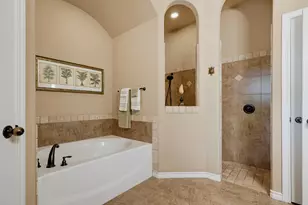 1221 Eagle Lake Dr, Azle, TX 76020 - Photo 16