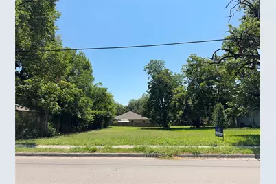 3915 Moulton Street, Greenville, TX 75401 - Photo 2