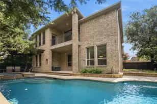 13611 Cobblestone Dr, Farmers Branch, TX 75244 - Photo 4